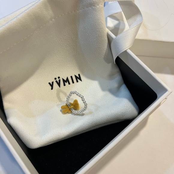 Flocked bear ring - Picture 4 of 6